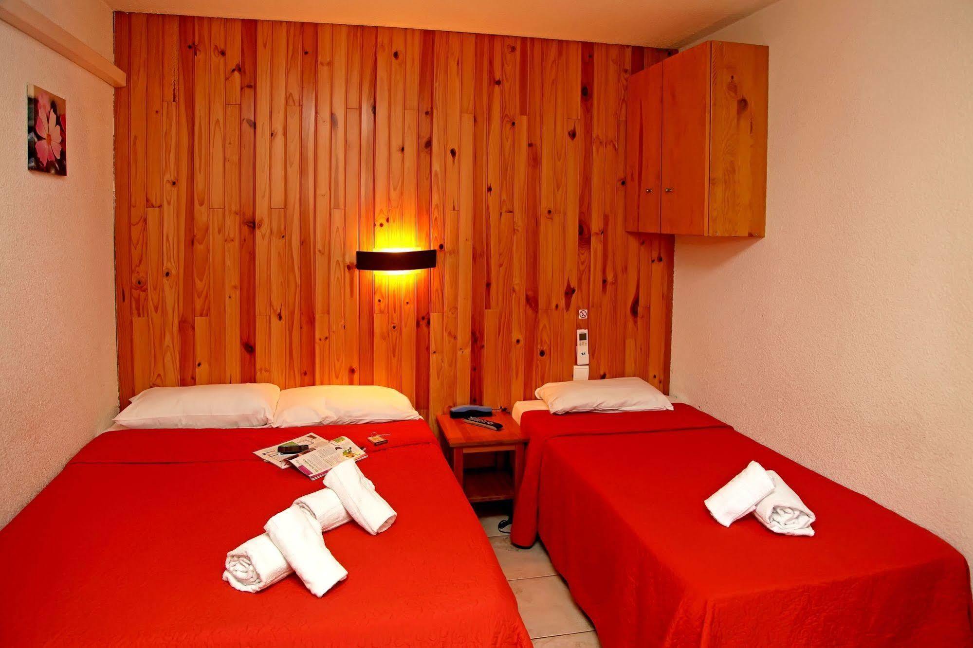 Logis Hotel- Hotel Restaurant Le Rialto Le Sequestre Eksteriør billede