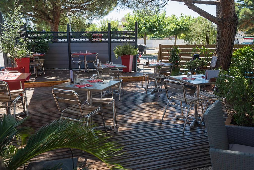 Logis Hotel- Hotel Restaurant Le Rialto Le Sequestre Eksteriør billede